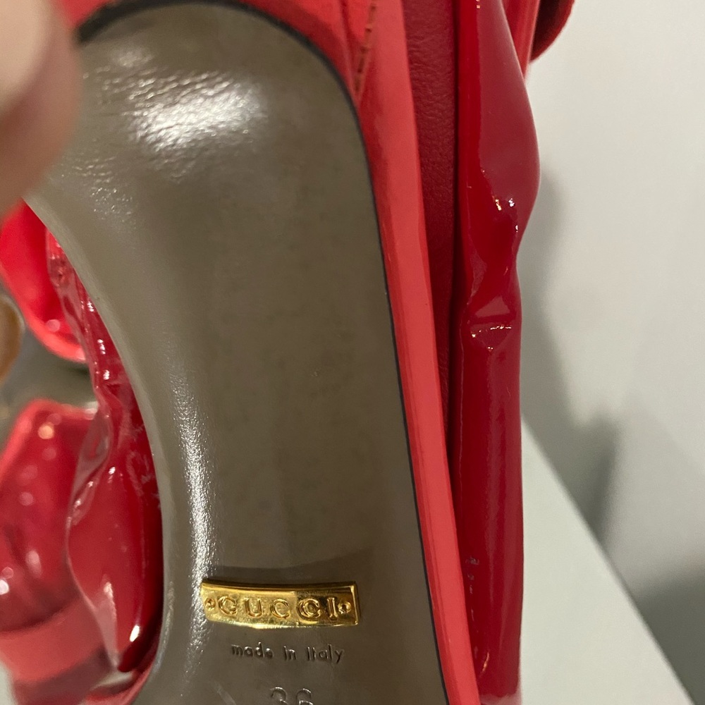 Gucci Heels - Picture 4 of 4